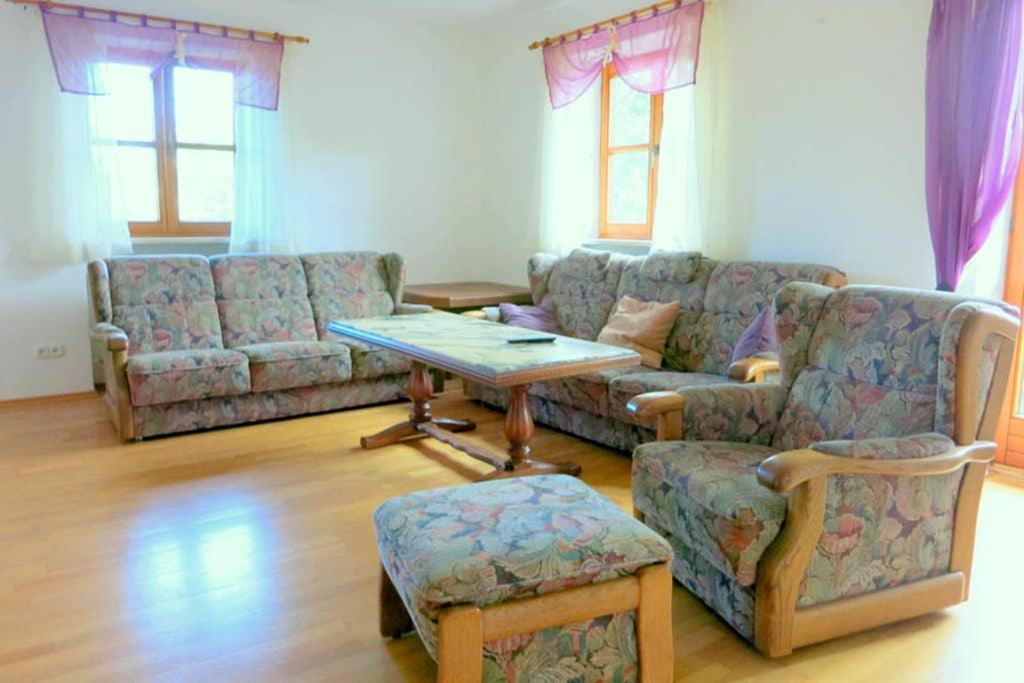Ferienwohnung Bergmann Burgkirchen an der Alz Exterior foto